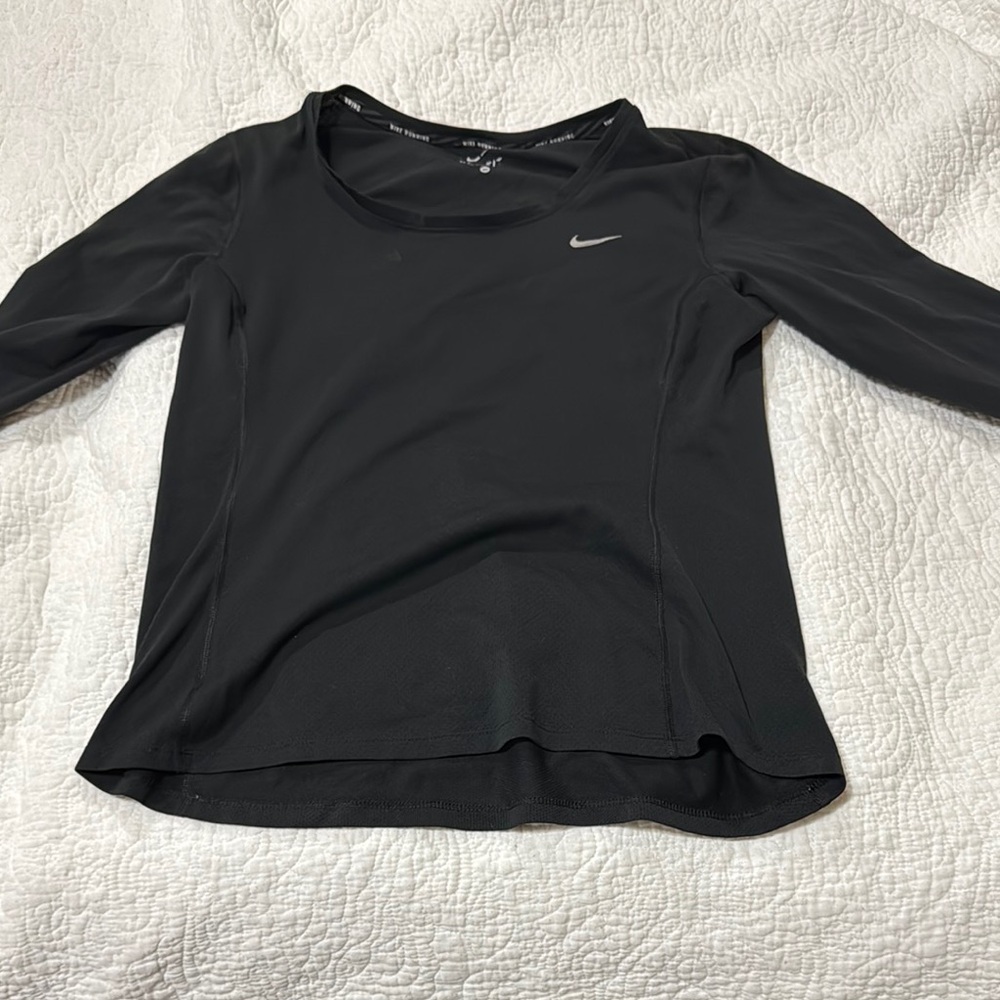 Nike Black Fitted 3/4 Sleeve T-Shirt